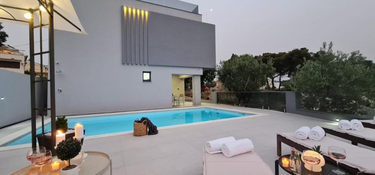 Villa Gray Трибунь Екстер'єр фото